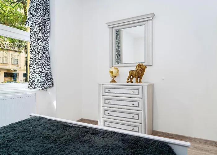 Golden Lion شقة *