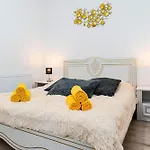 Διαμέρισμα Golden Lion