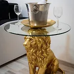 Διαμέρισμα Golden Lion
